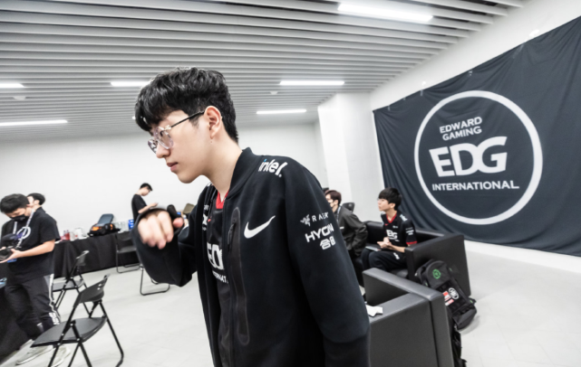 备出色的爆 备出色的爆