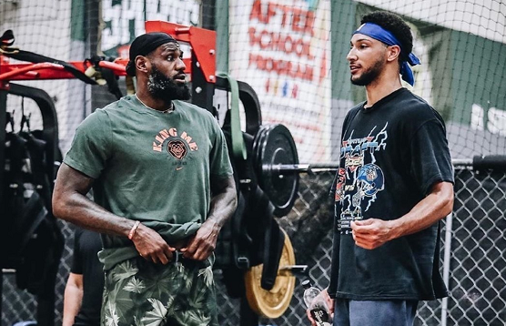 场外英雄 场外英雄